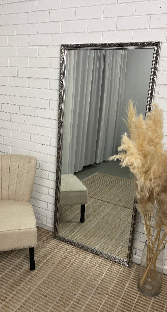 Leonora ornate wall mirror in a gold finish